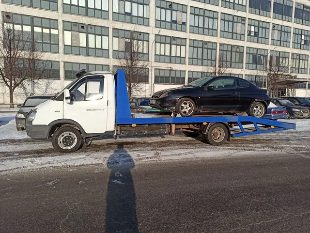 Ford Puma на платформе эвакуатора